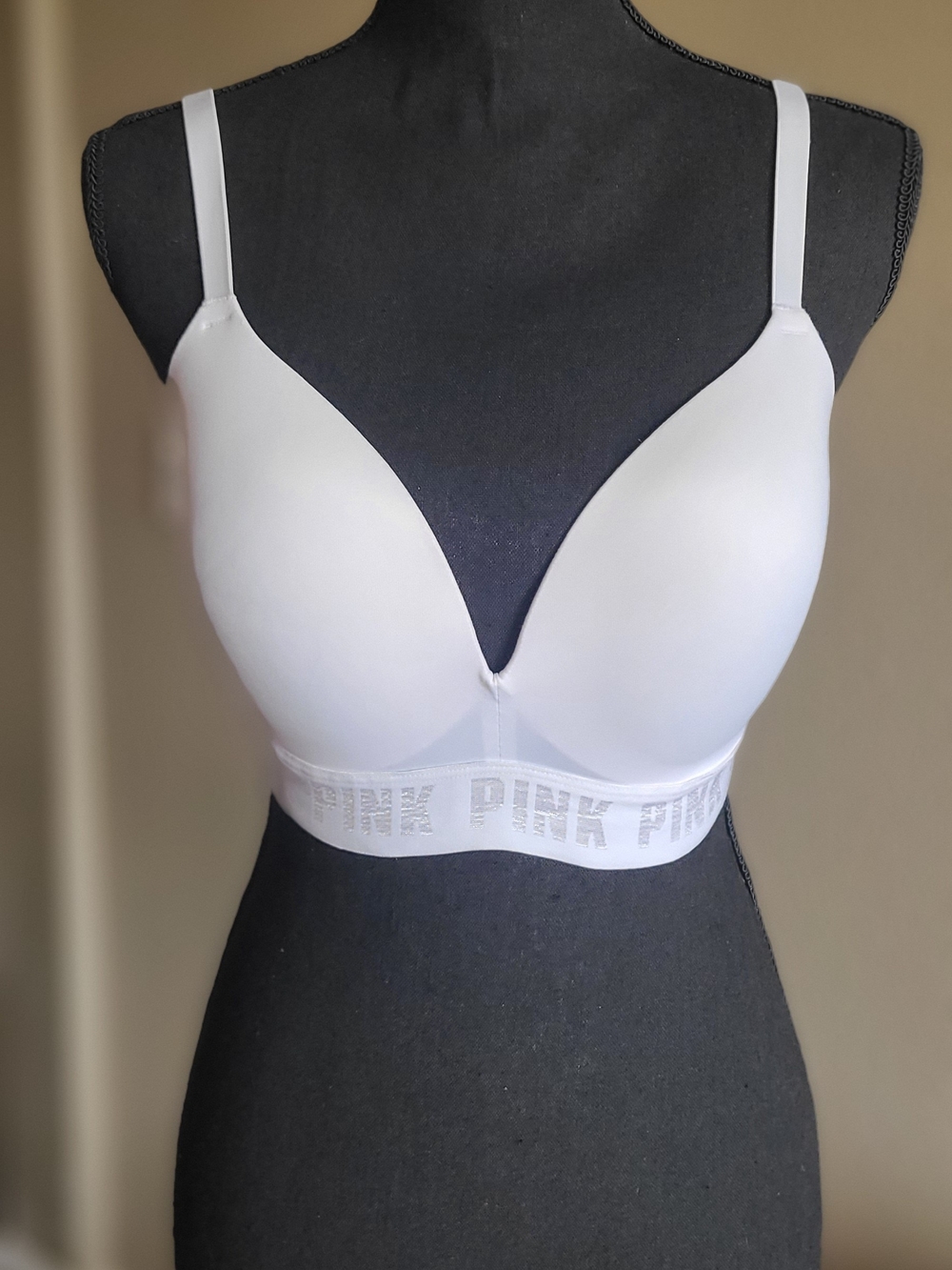 PINK Victoria's Secret White Wear Everywhere Wireless Push-Up Bra